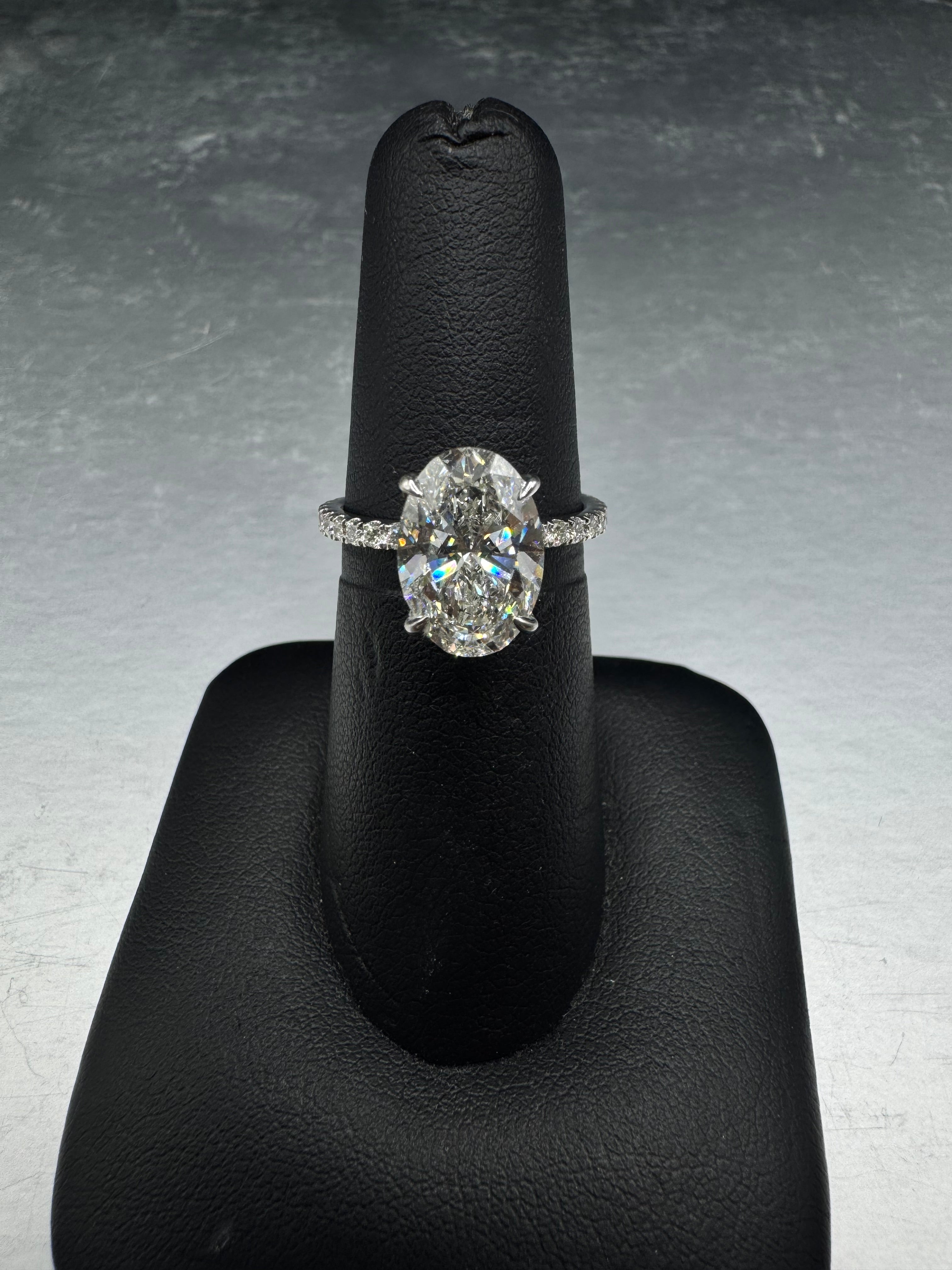 14kt White Gold 3.54 CTTW Lab Grown Oval Diamond Engagement Ring