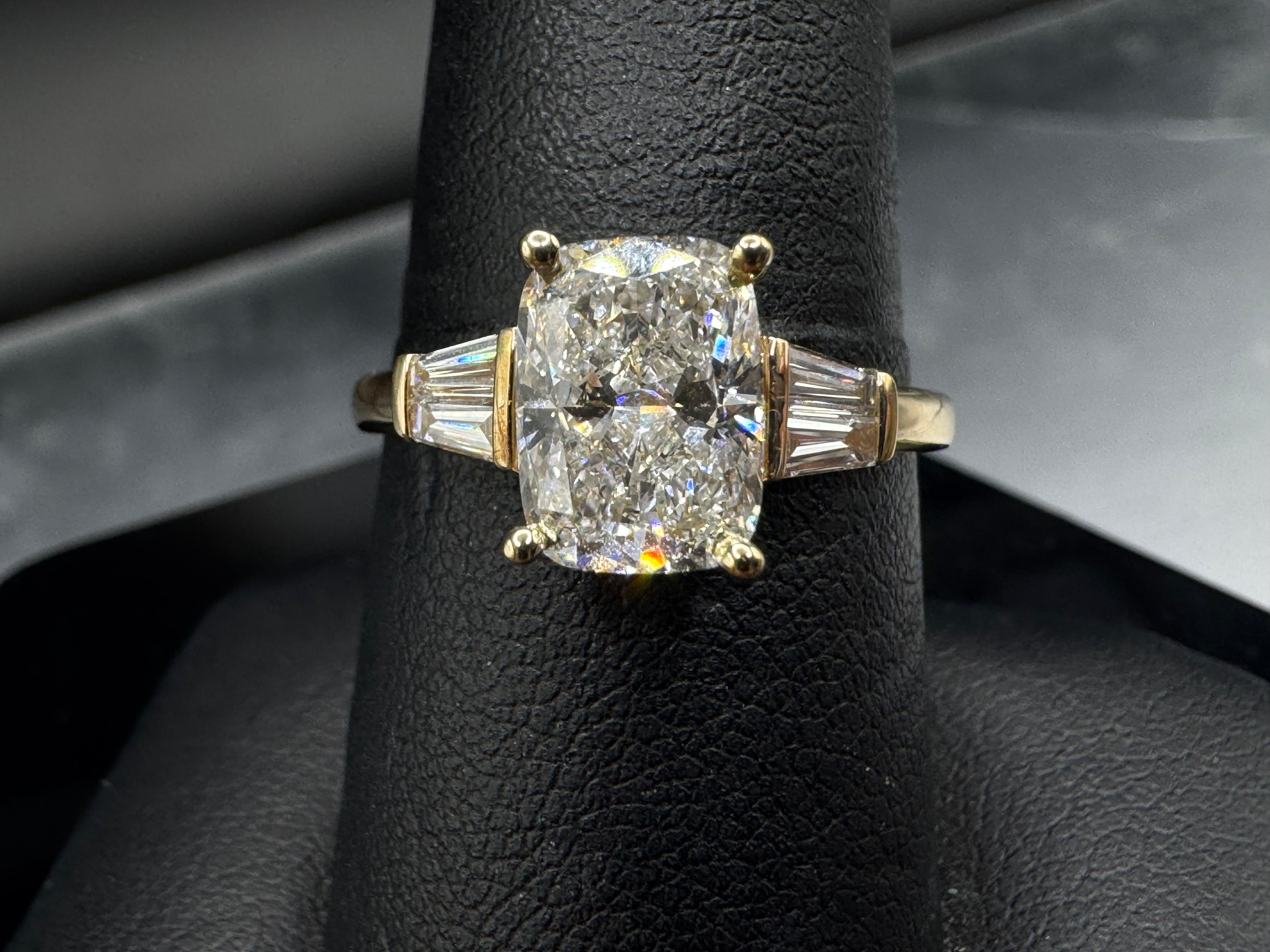 2 Ct Cushion Cut Lab Grown Diamond Ring with Baguette Accents | 14kt Yellow Gold | 2.60 CTTW