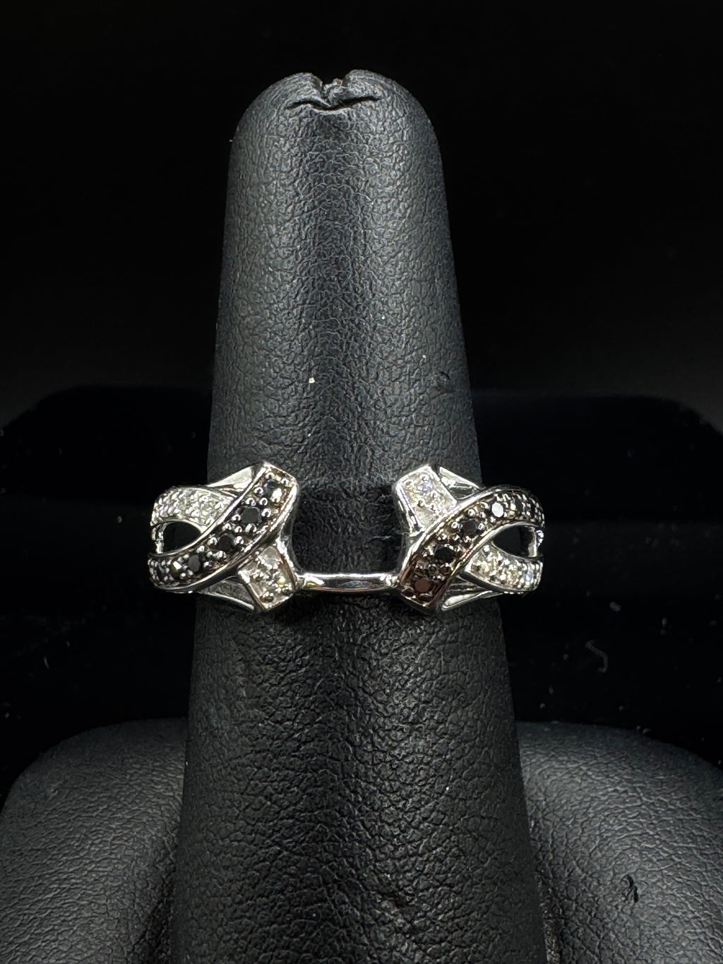 14K White Gold Black and White Diamond Ring Wrap