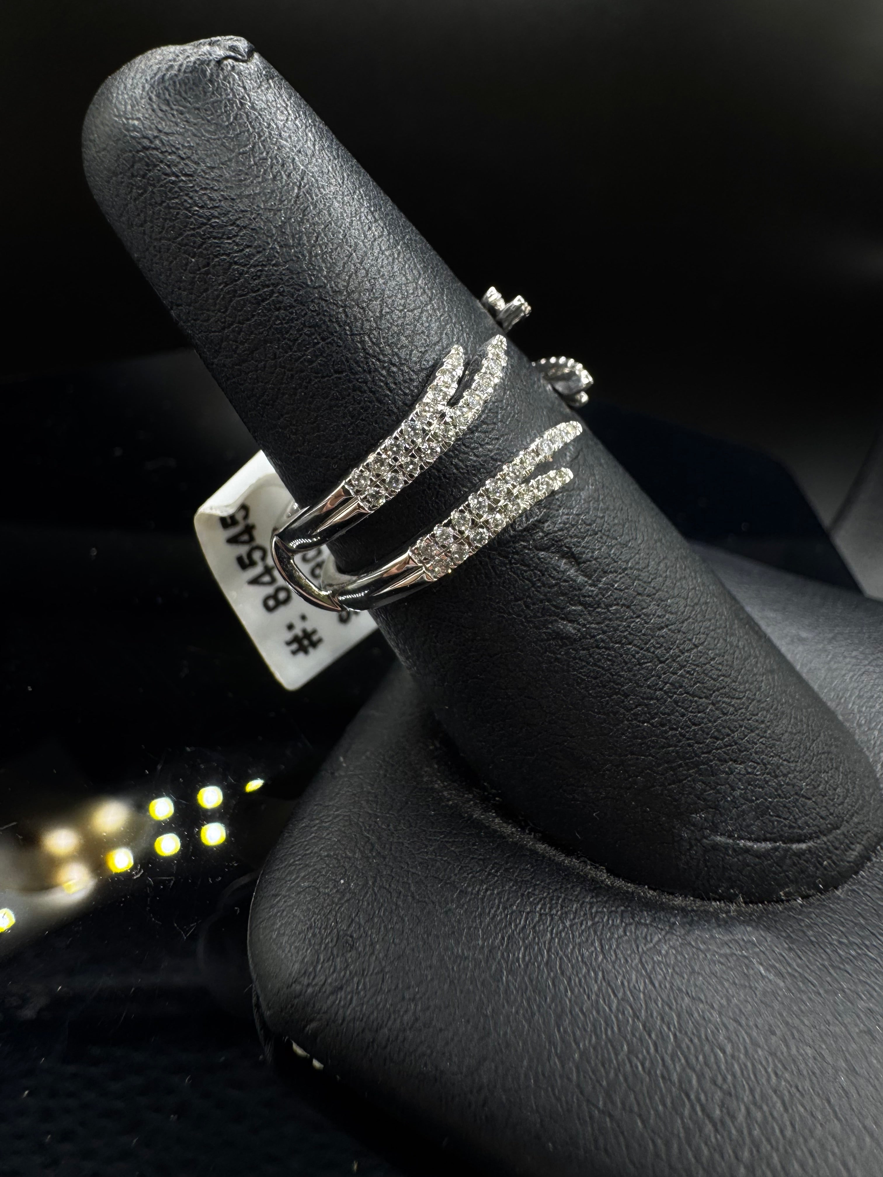 14kt White Gold 0.31 ct Natural Diamond Ring Wrap