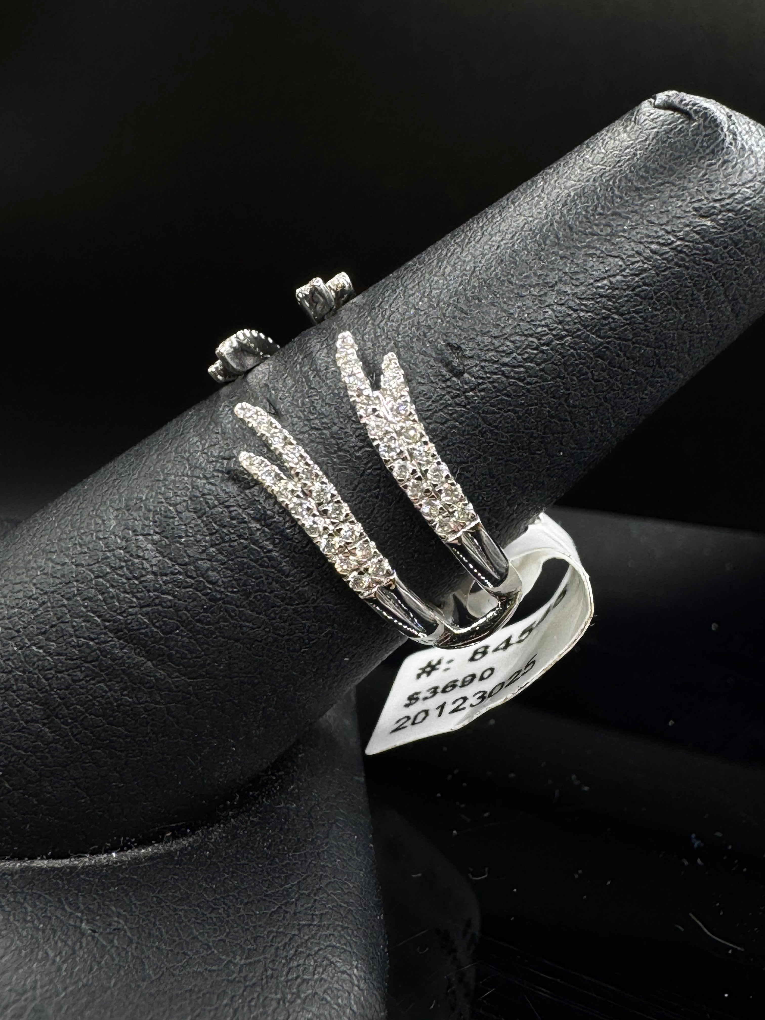 14kt White Gold 0.31 ct Natural Diamond Ring Wrap