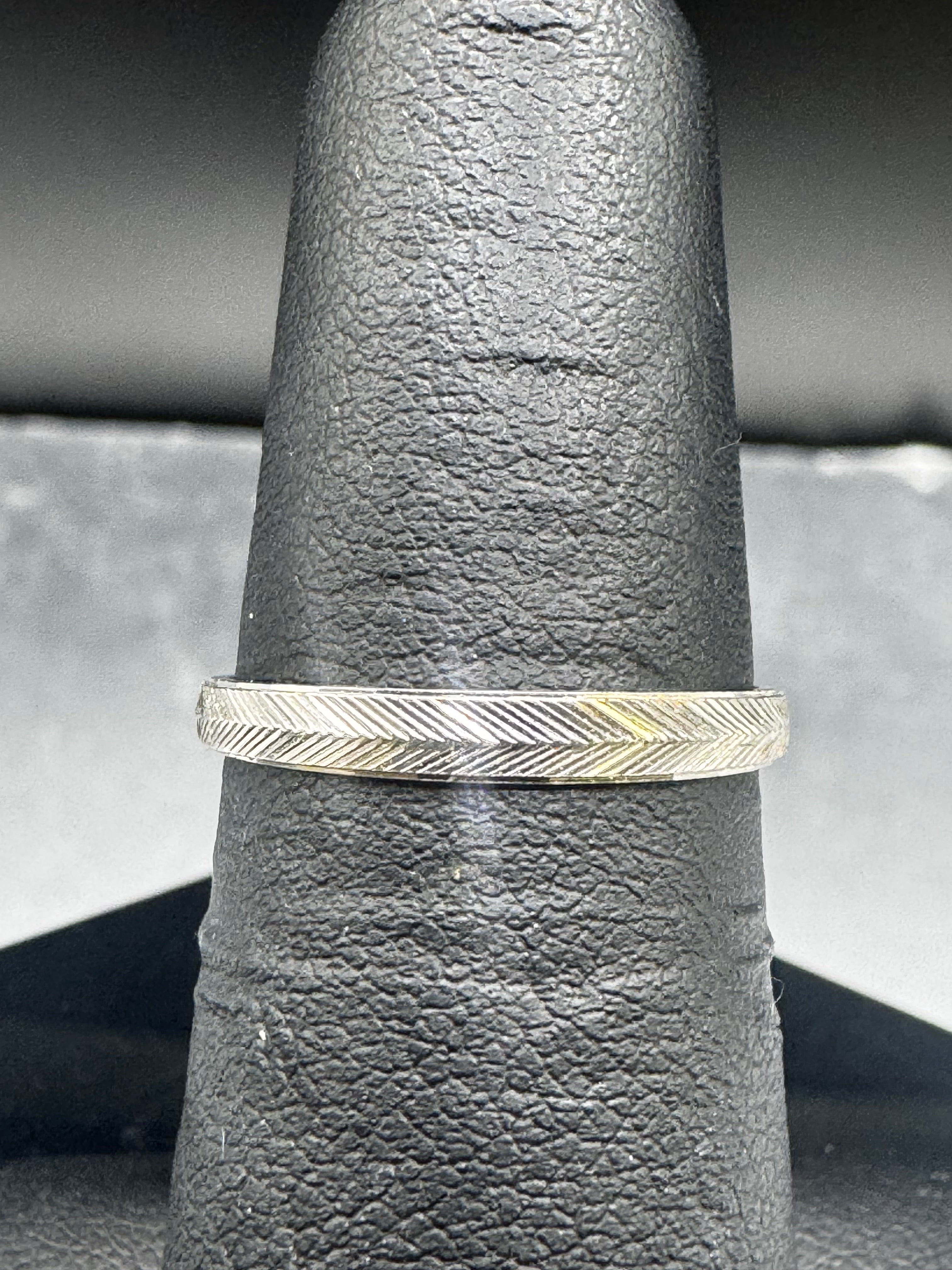 14kt White Gold Diamond Bridal Set – Etched Band Engagement Ring & Wedding Band